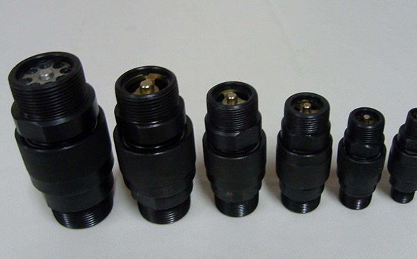 鍍鋅熱水管道三通快速接頭參數(shù)