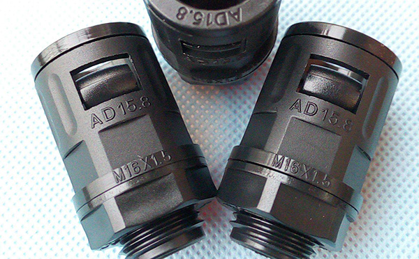 不銹鋼塑料水管快速接頭參數(shù)