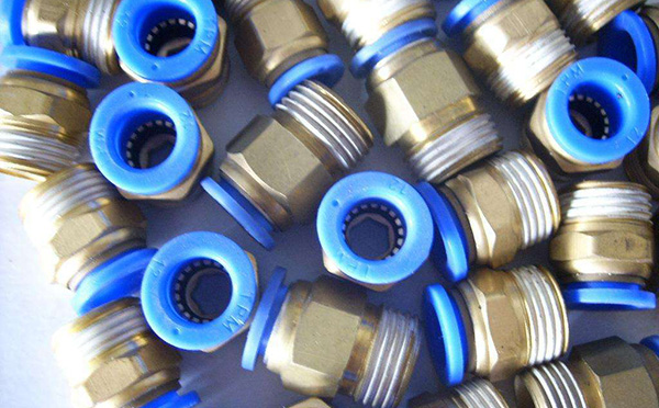 不銹鋼管件快速接頭經(jīng)銷(xiāo)商